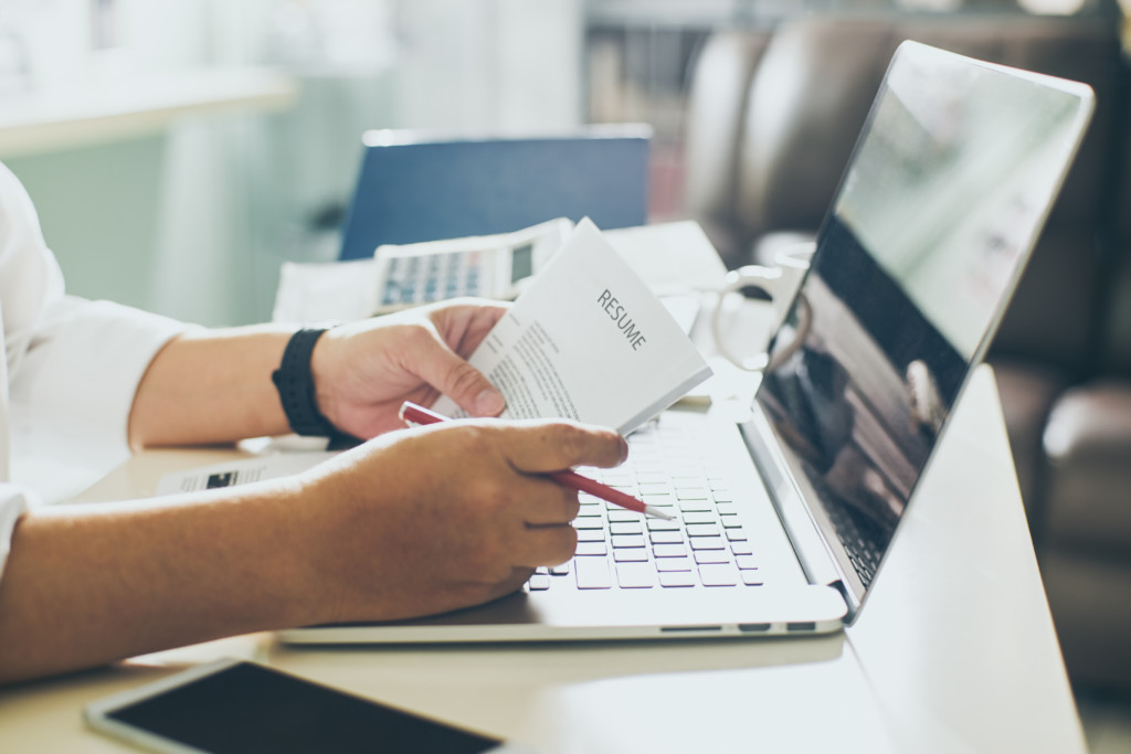 Job search tips from Torchlight Hire.