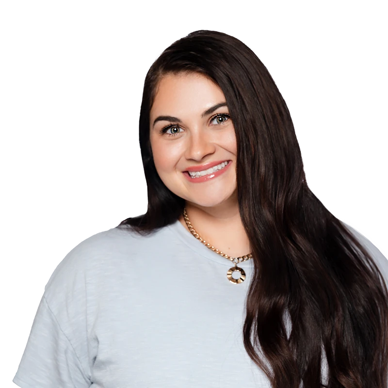 Danielle Harvey headshot in grey shirt